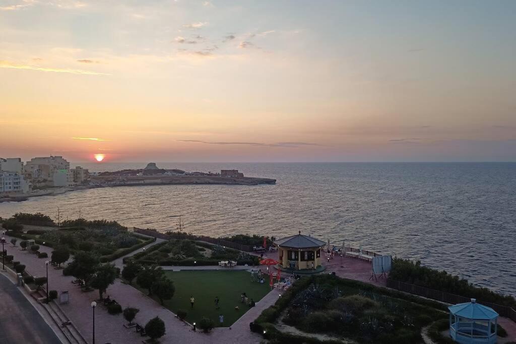 Poseidons Seaview Penthouse Apartamento Marsalforn Exterior foto